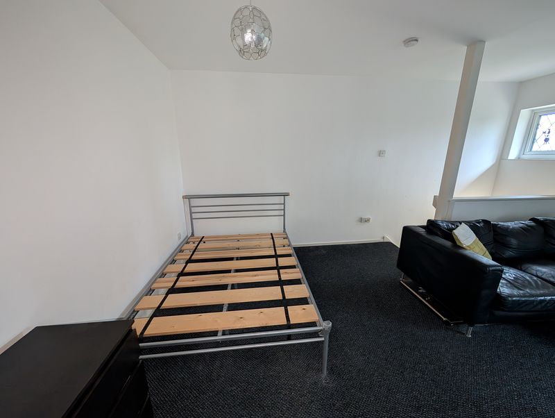 Lea Yield Close Bournville